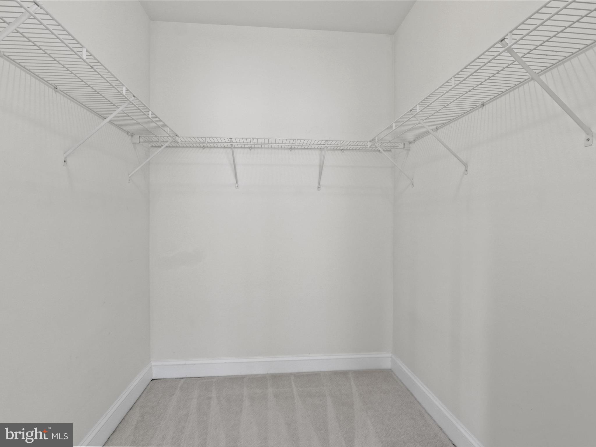 9204 Charleston Dr #407