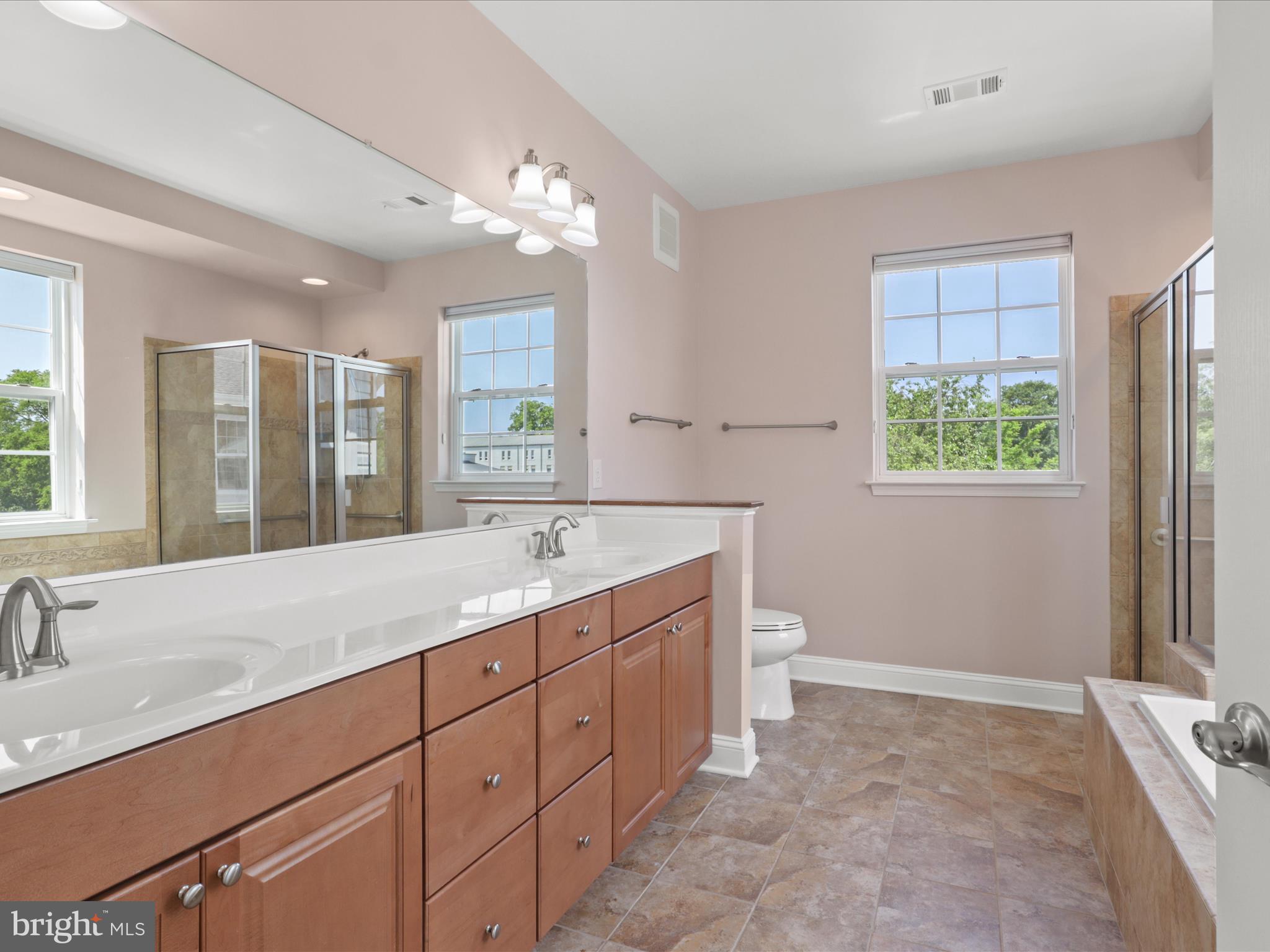 9204 Charleston Dr #407