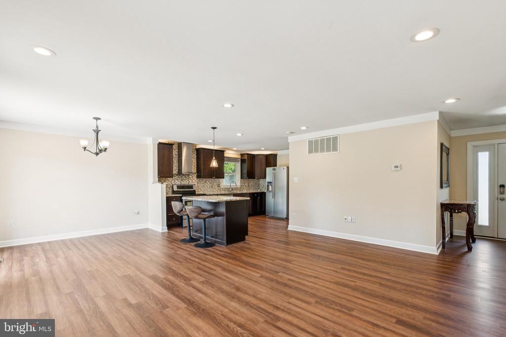 9975 Mallow Ct