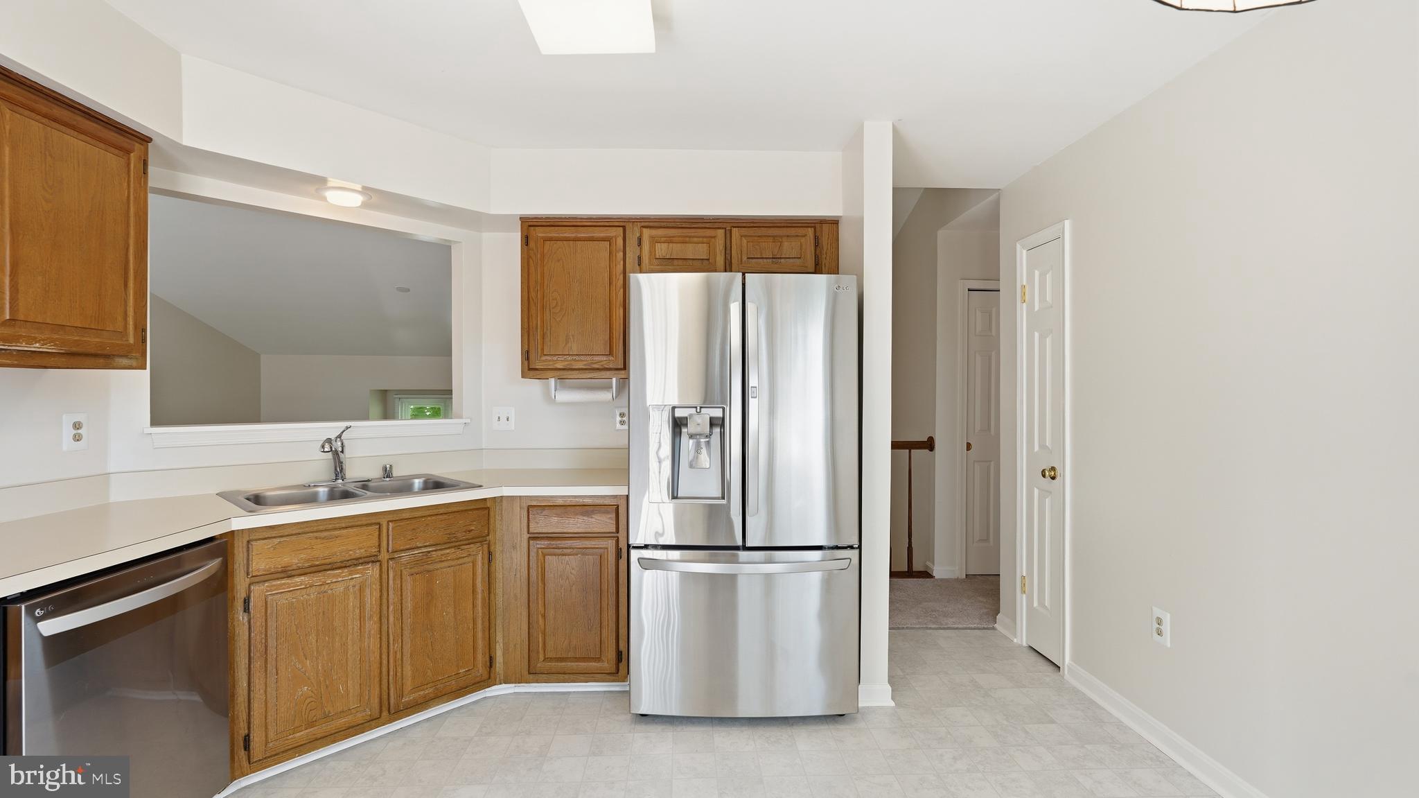 10319 LEE MANOR DRIVE