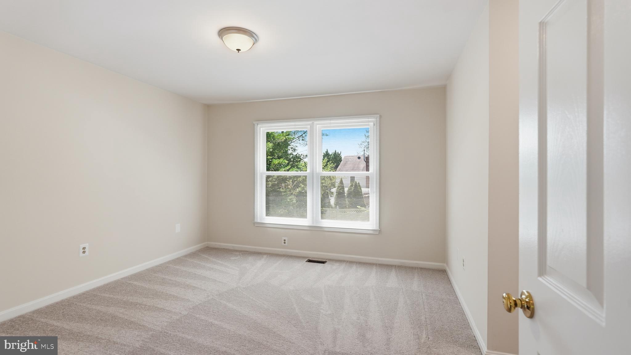 10319 LEE MANOR DRIVE