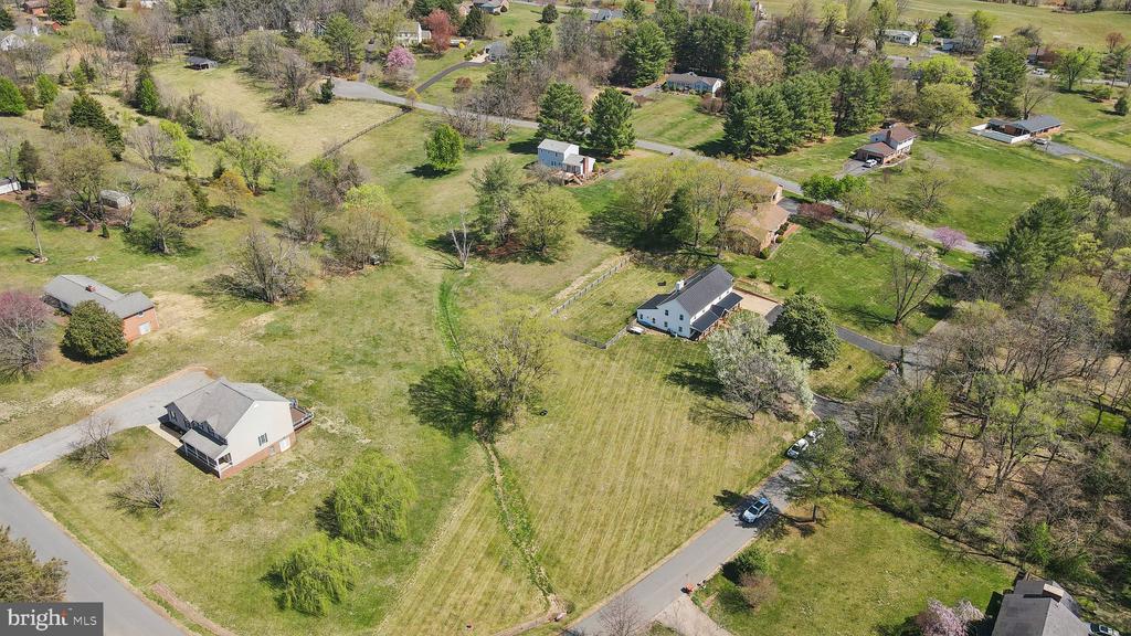 109 Maddox Dr