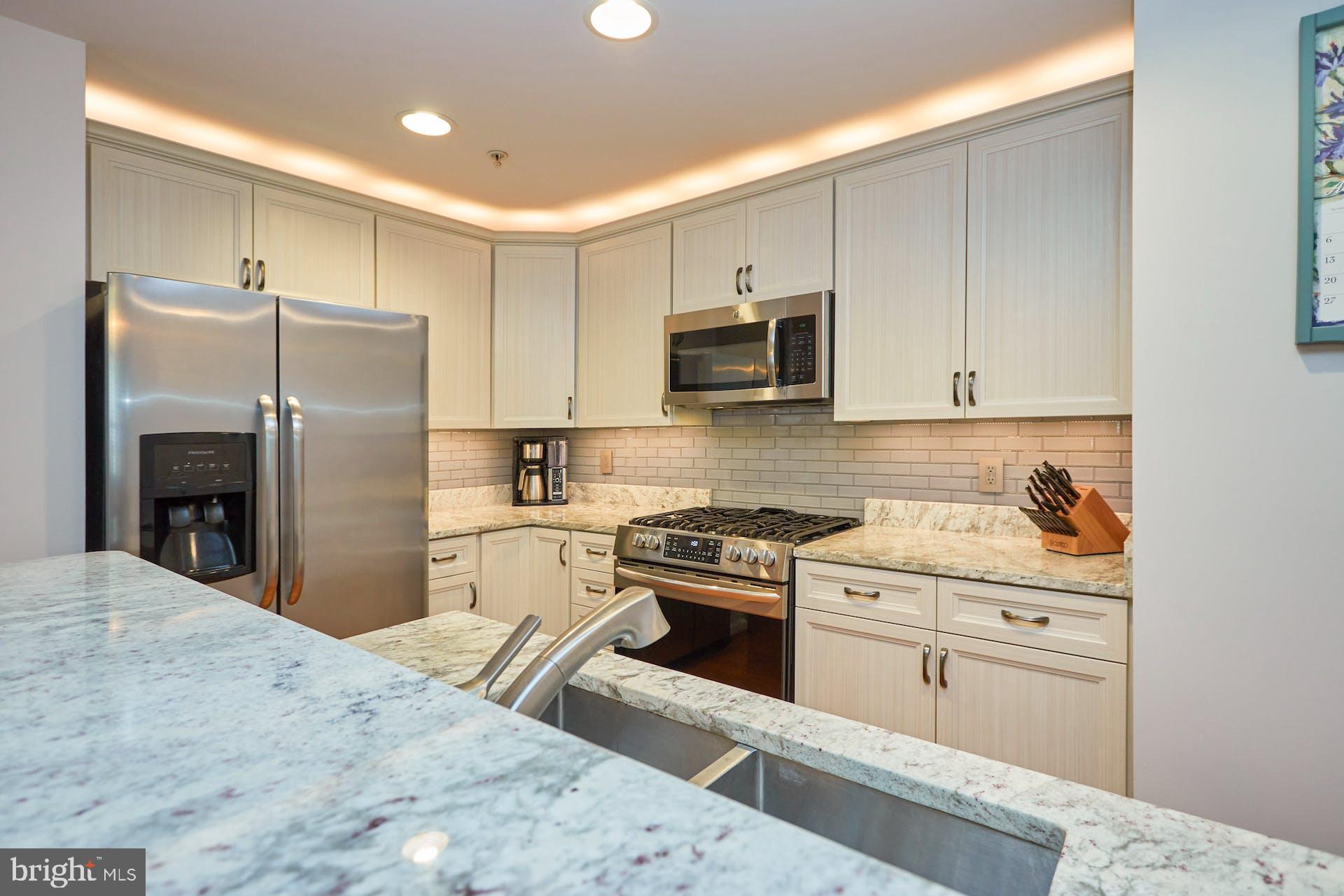 6058 Aster Haven Cir