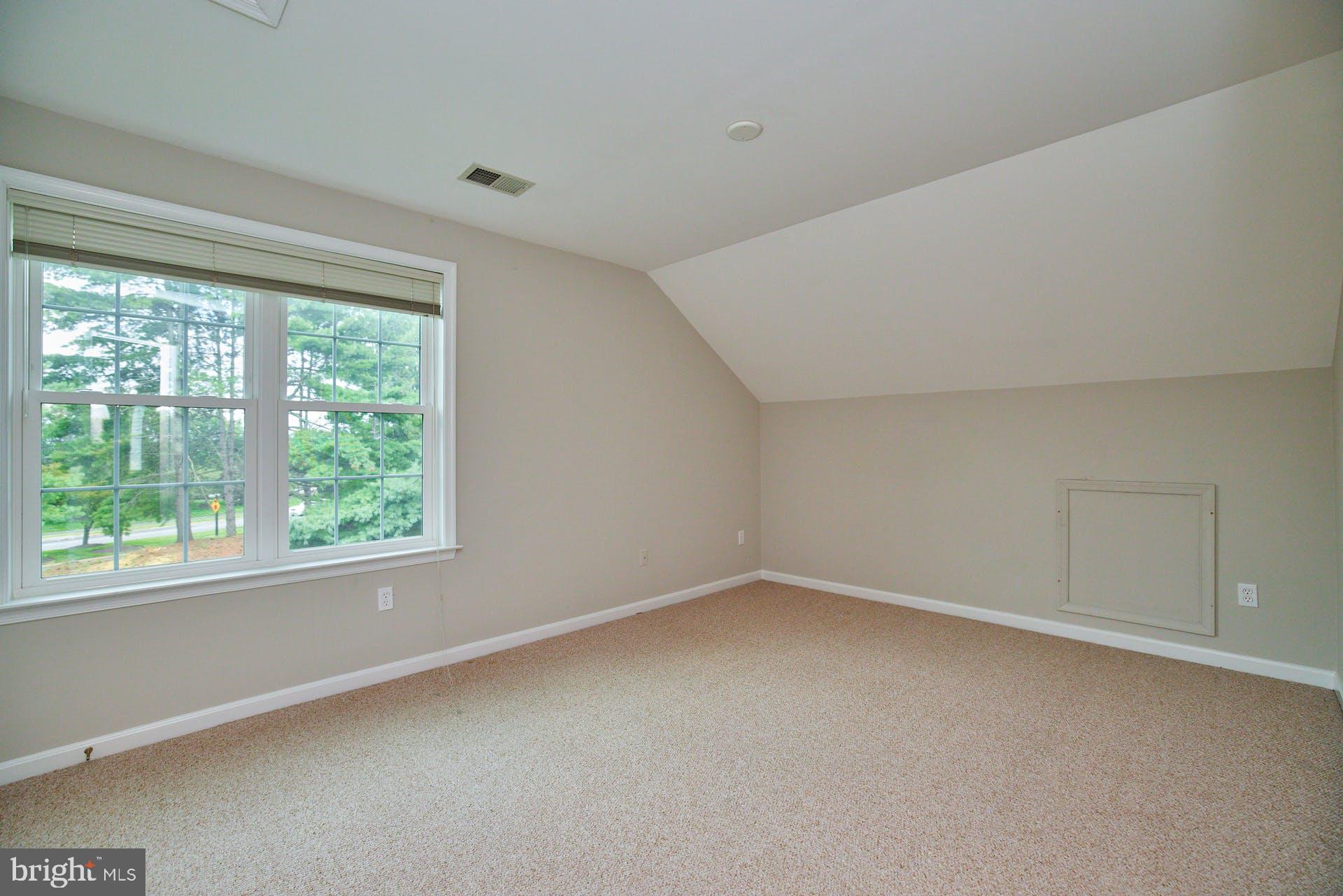 13700 Paddock Ct