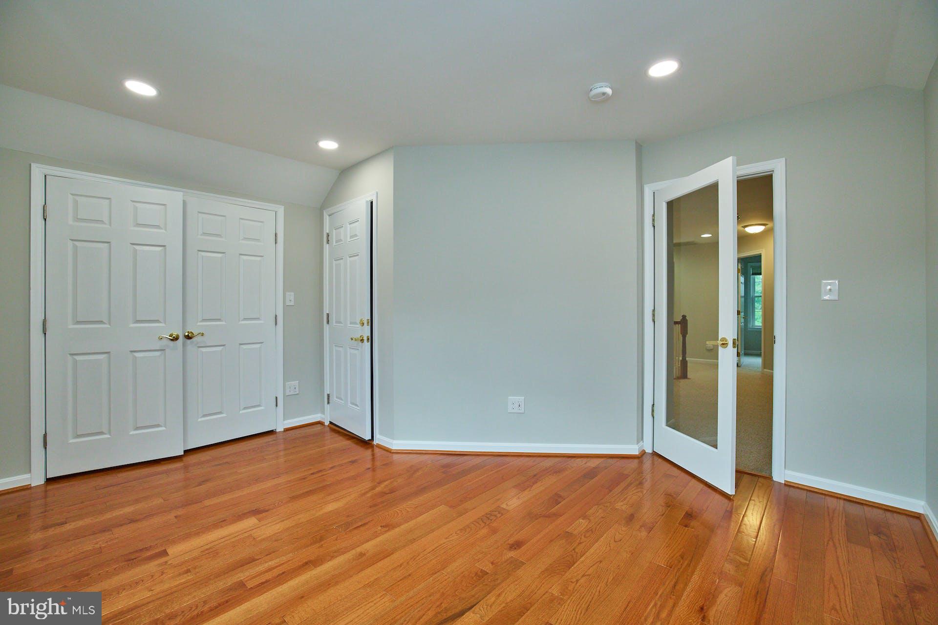 13700 Paddock Ct