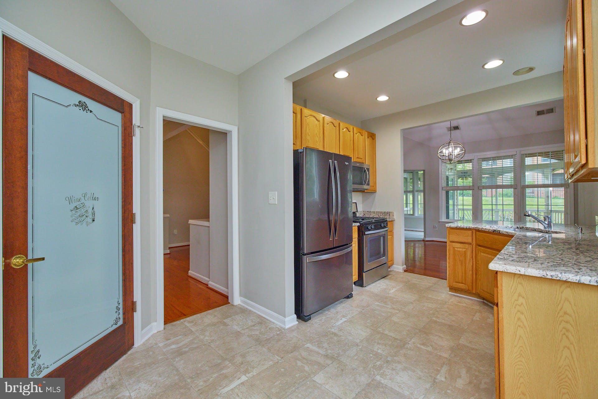 13700 Paddock Ct