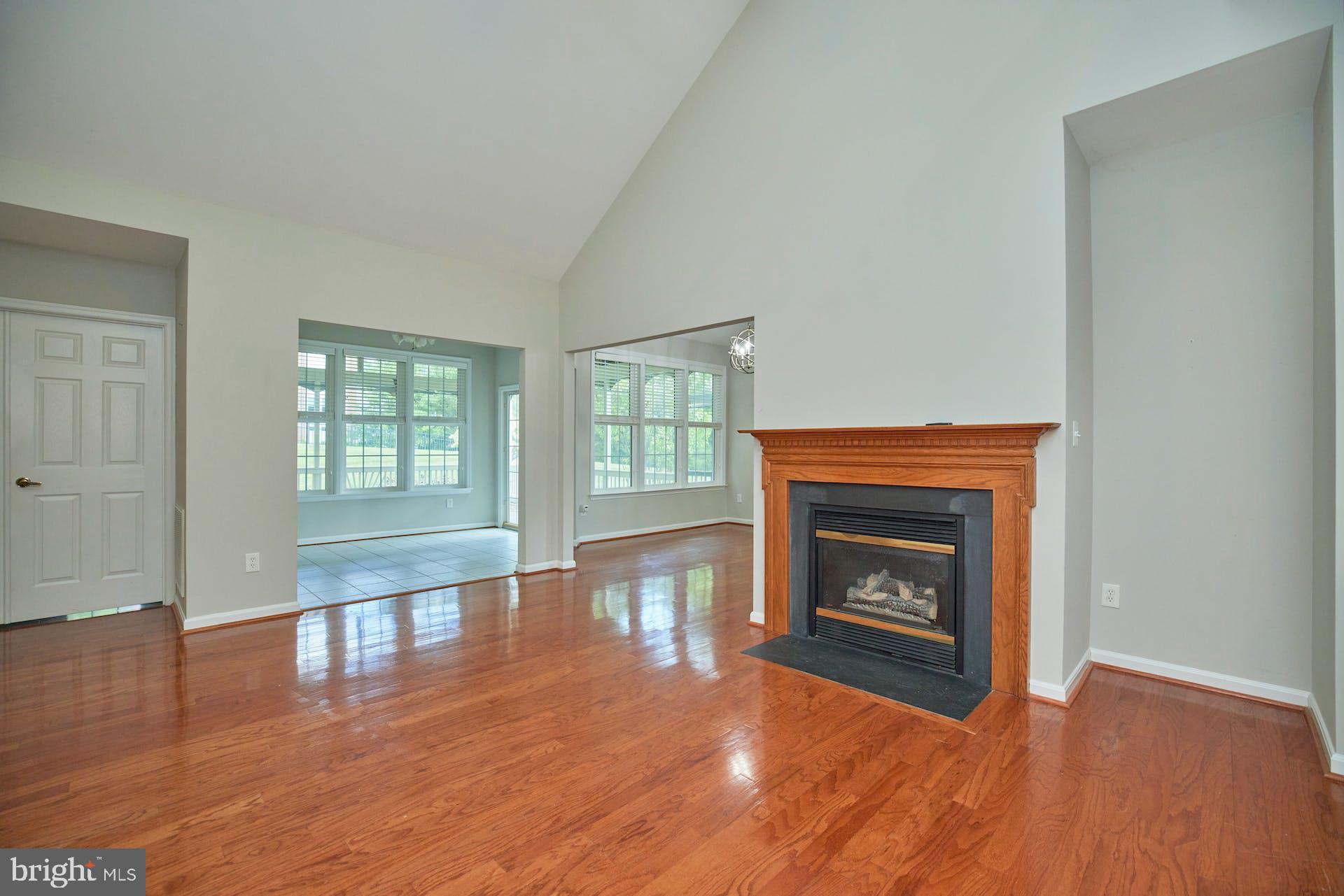13700 Paddock Ct