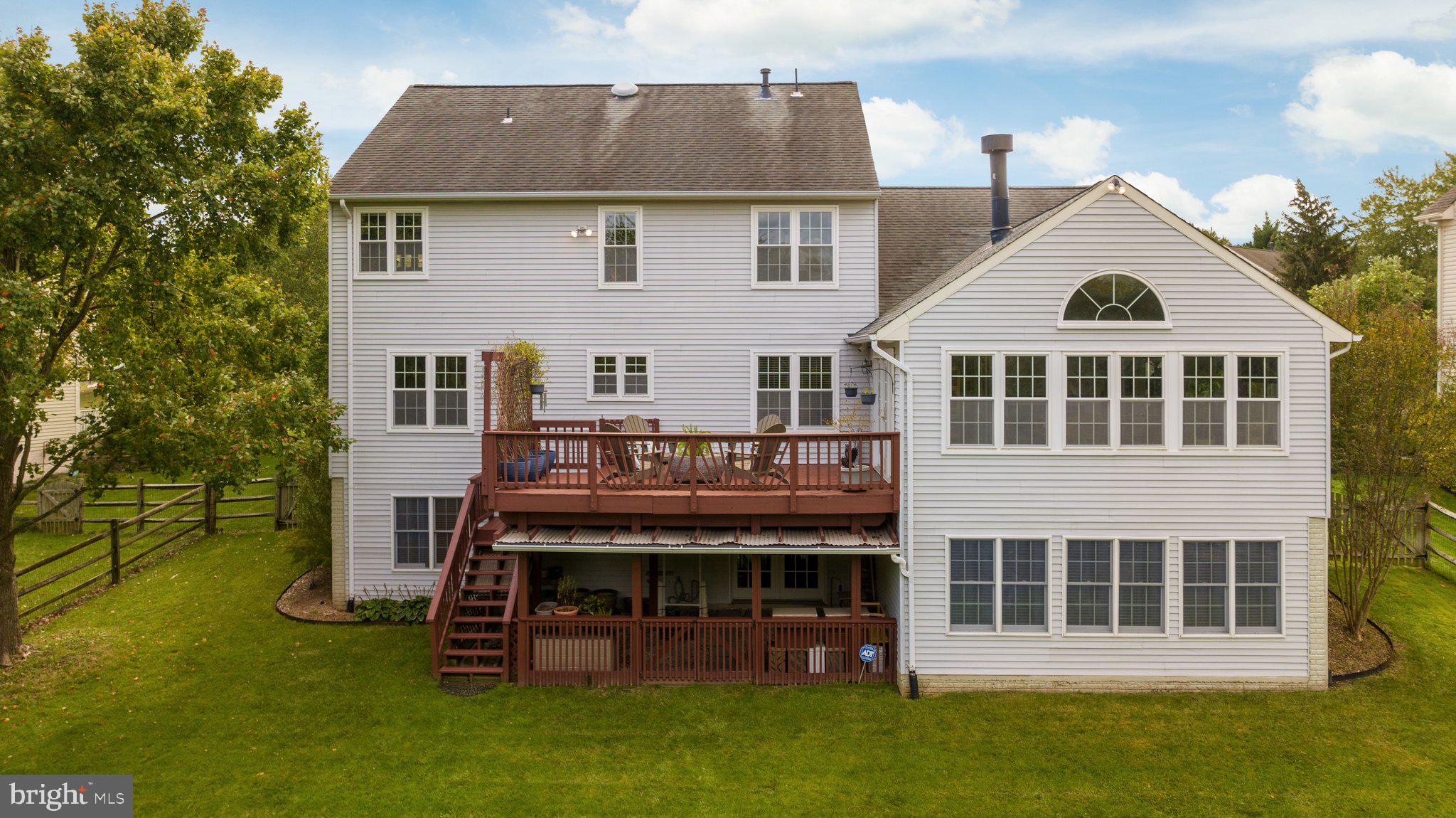 13380 Lawrence Ln