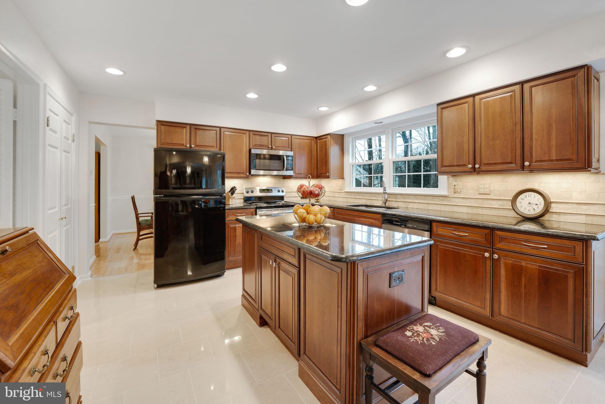 12551 Cavalier Dr