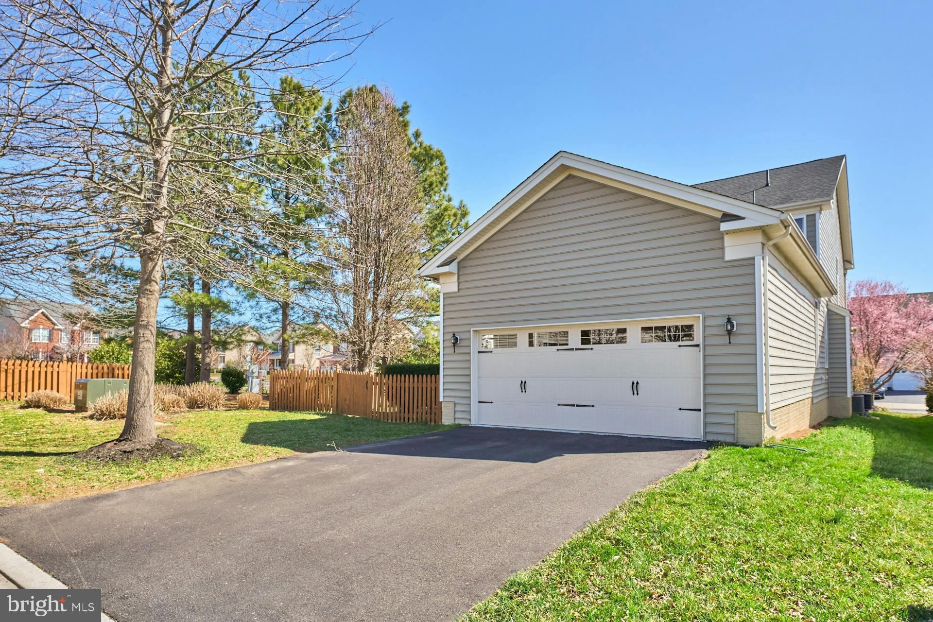 4638 Freedmen Ln