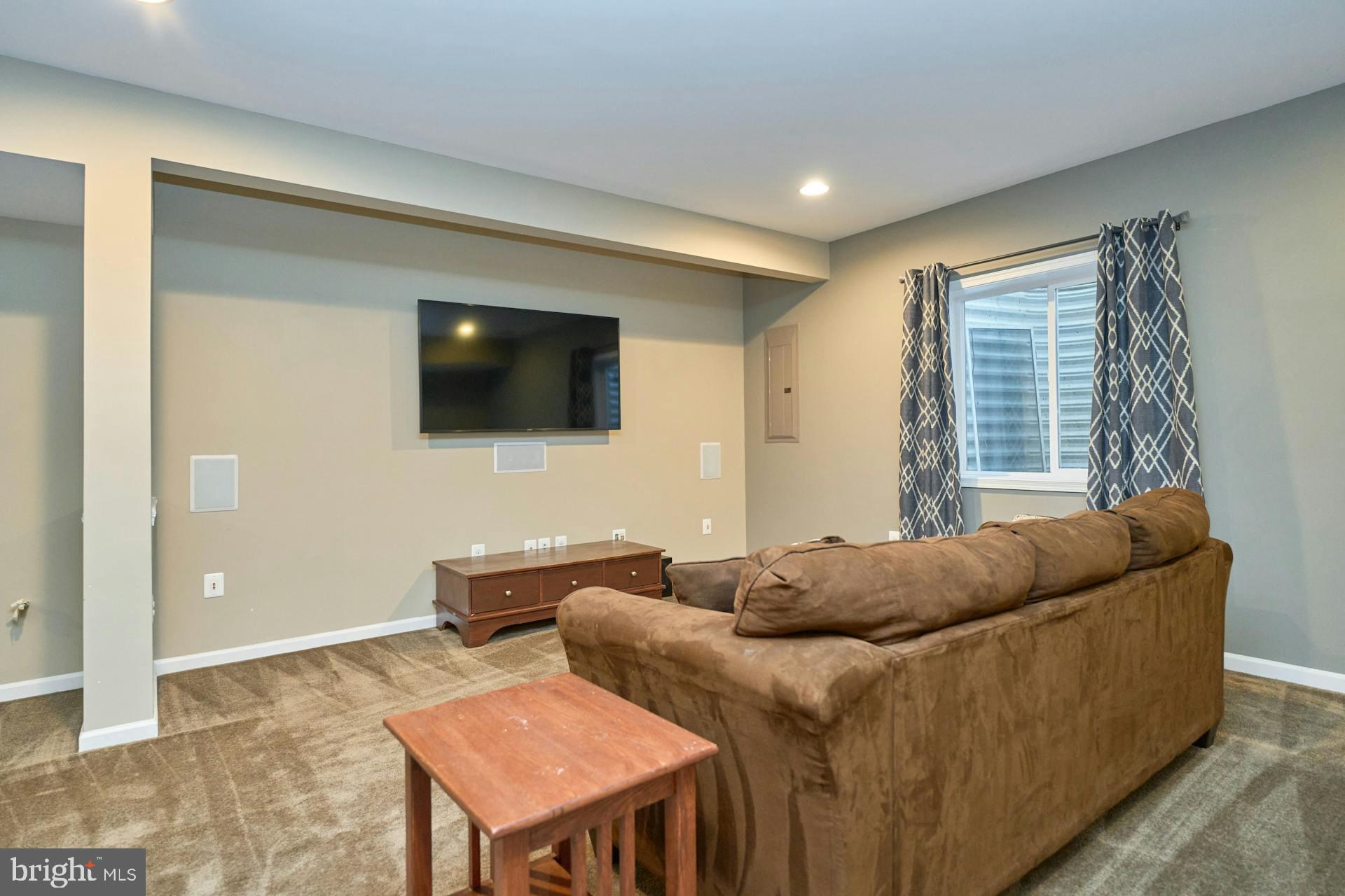 4638 Freedmen Ln
