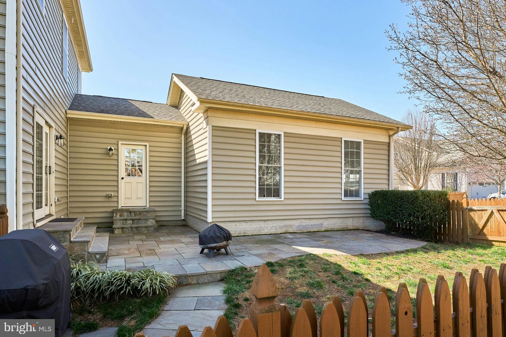 4638 Freedmen Ln
