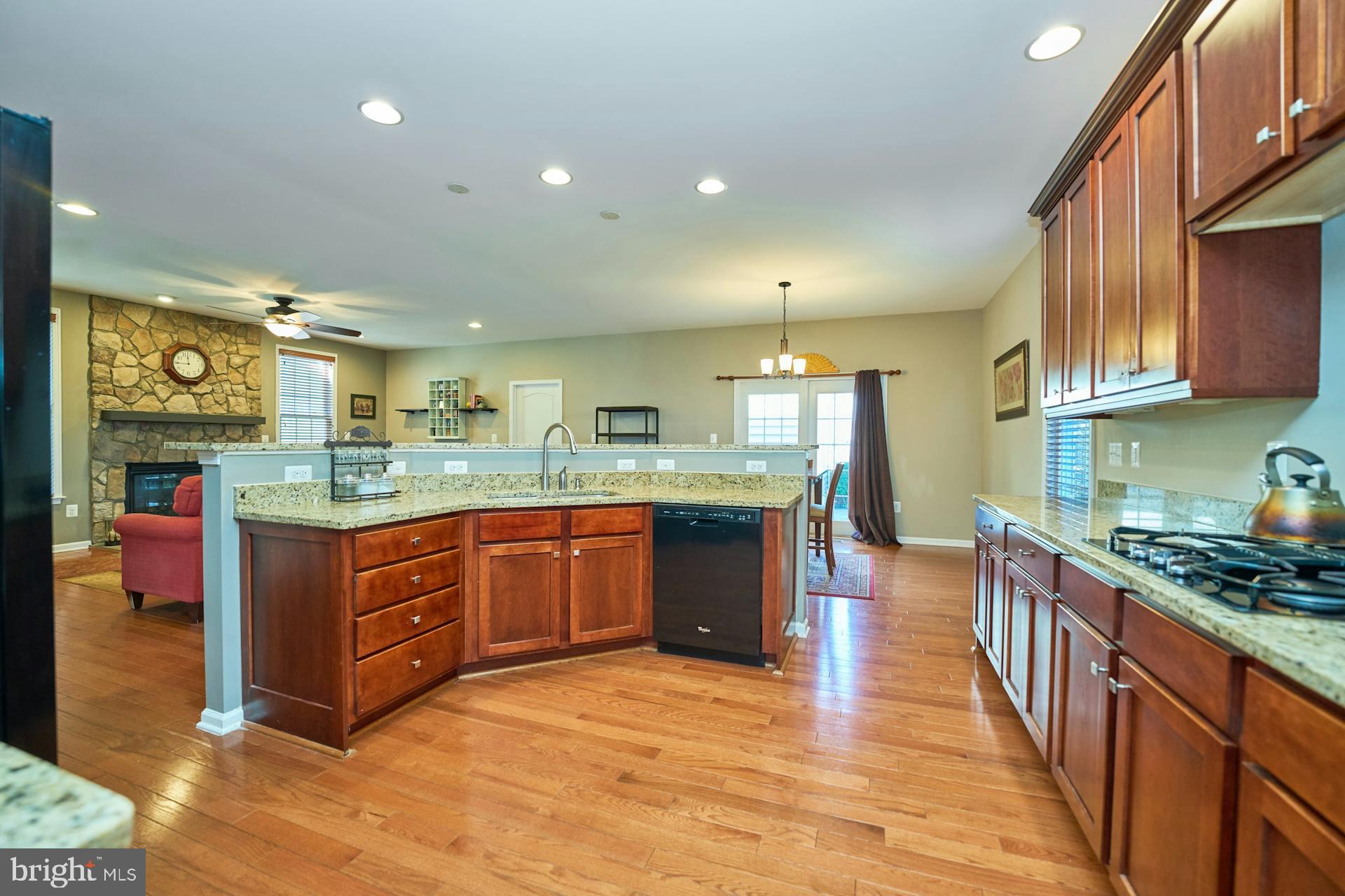 4638 Freedmen Ln