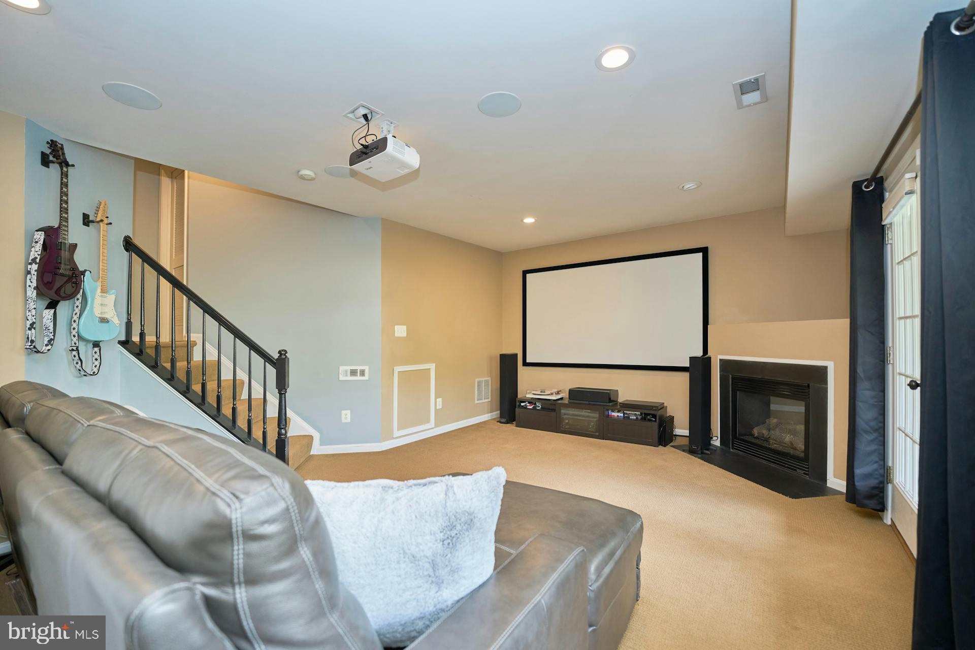 6175 Toledo Pl