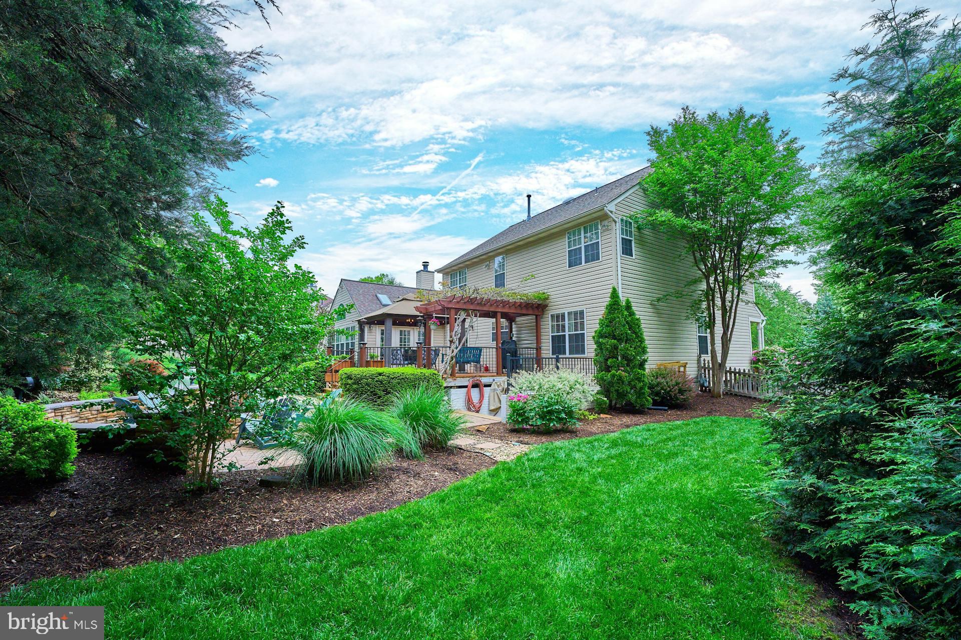 13311 Lawrence Ln