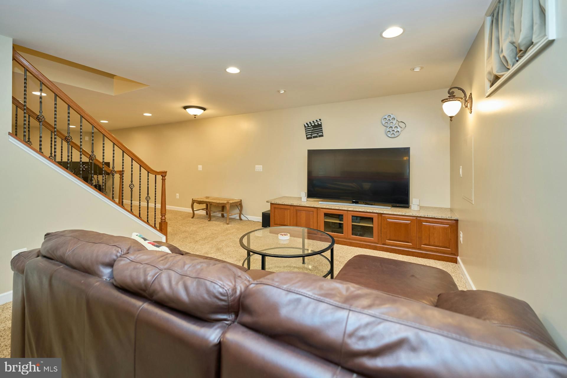 13311 Lawrence Ln