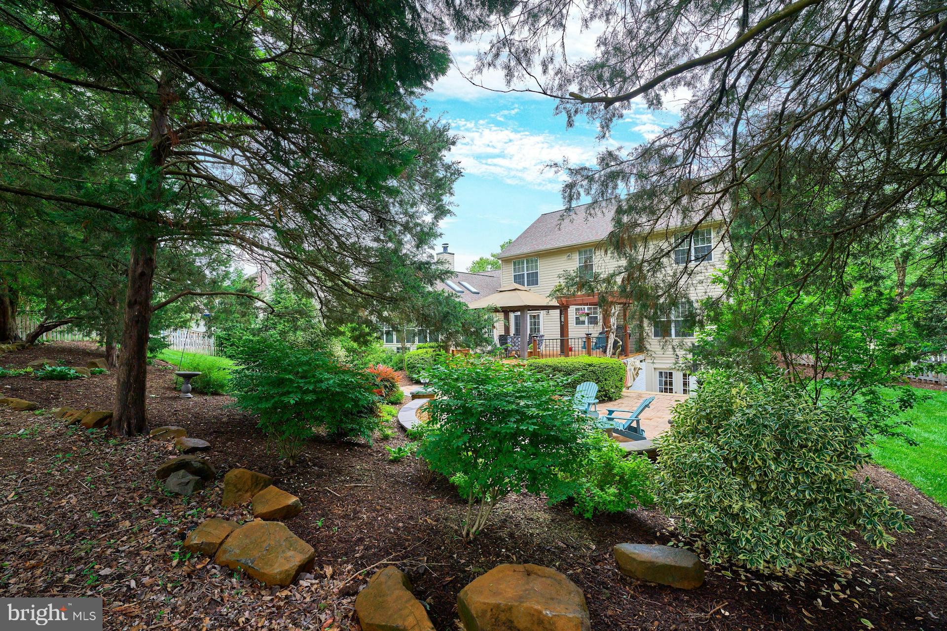 13311 Lawrence Ln
