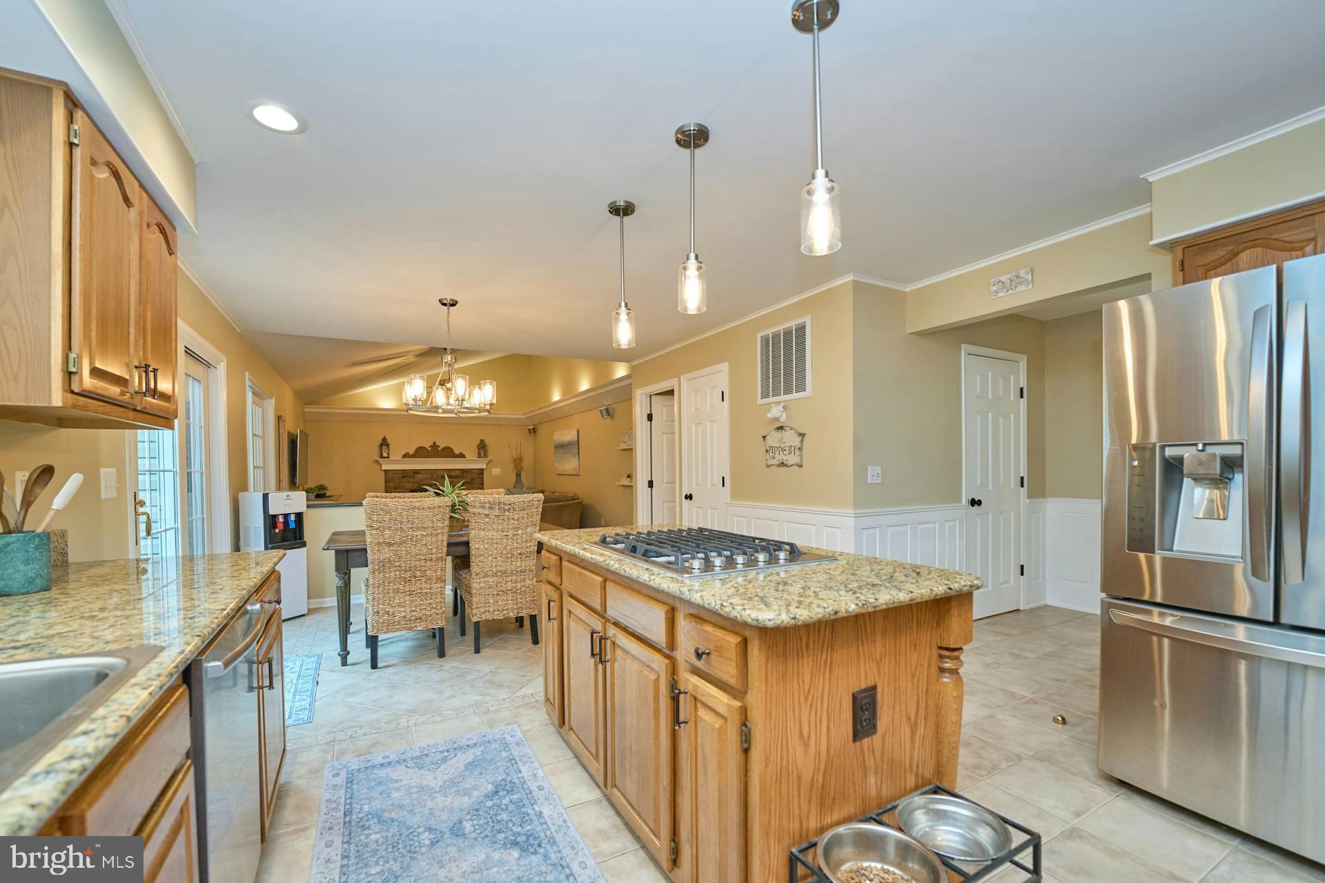 13311 Lawrence Ln