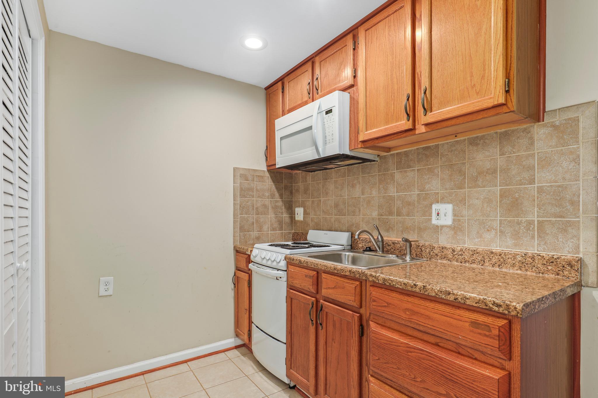 17437 Denali Pl