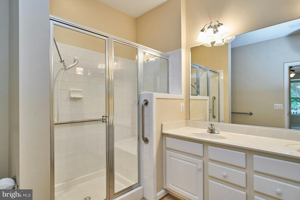 13120 Ormond Dr