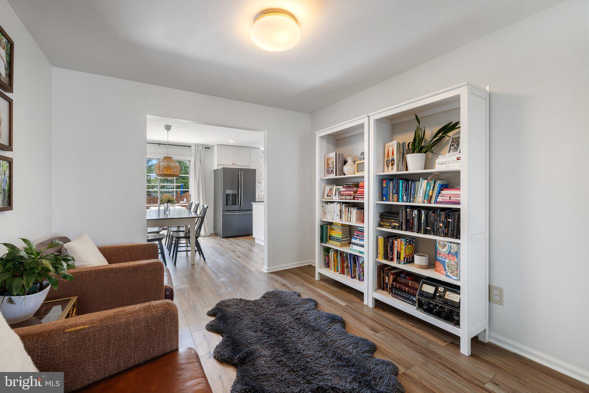 13214 Golders Green Pl