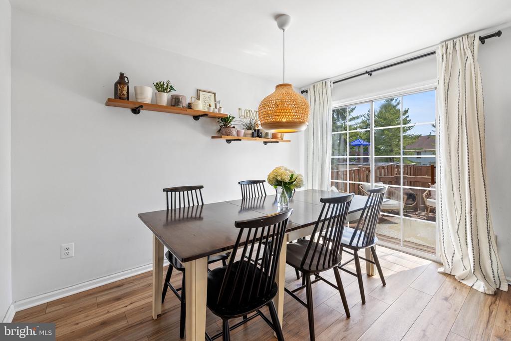 13214 Golders Green Pl
