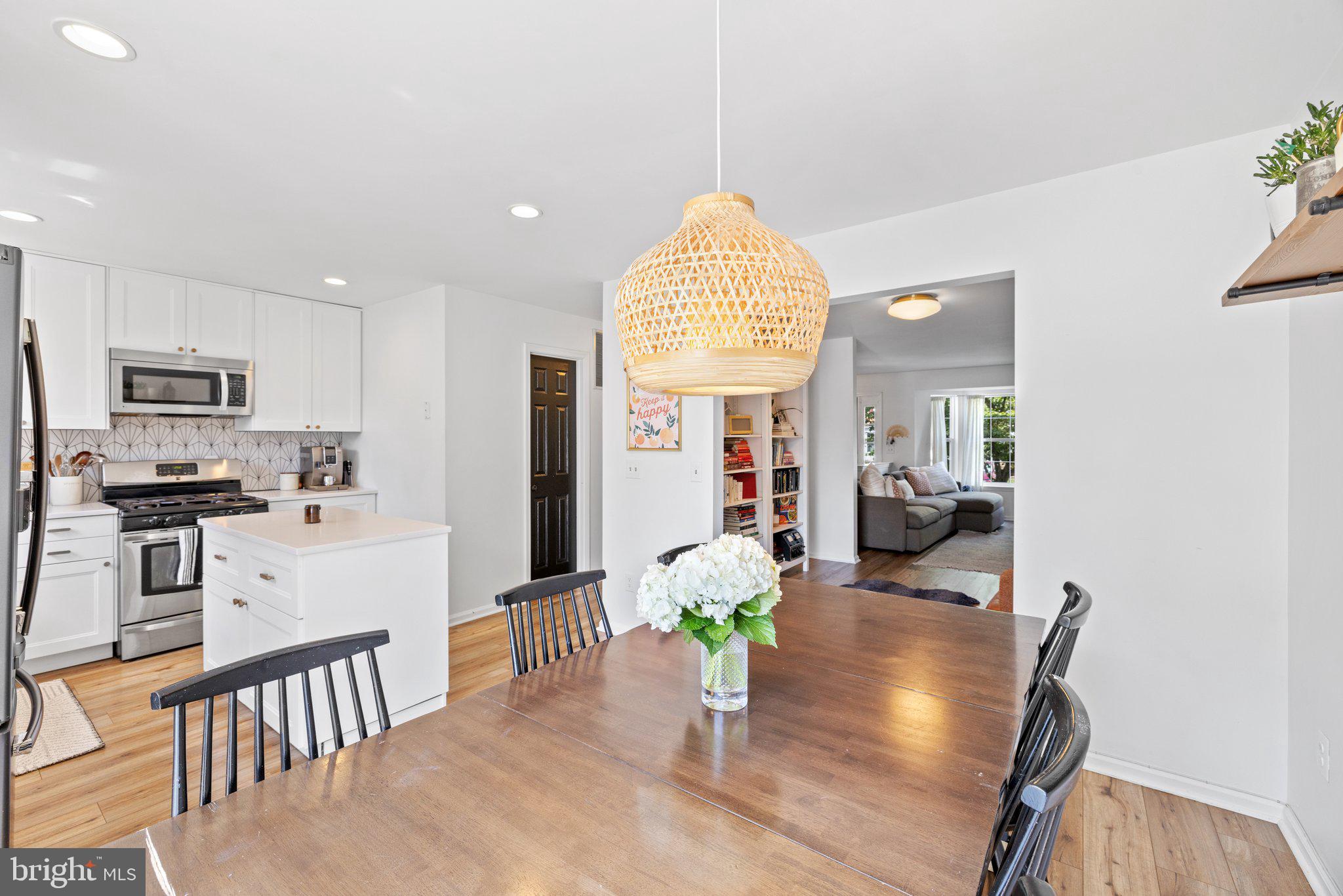 13214 Golders Green Pl