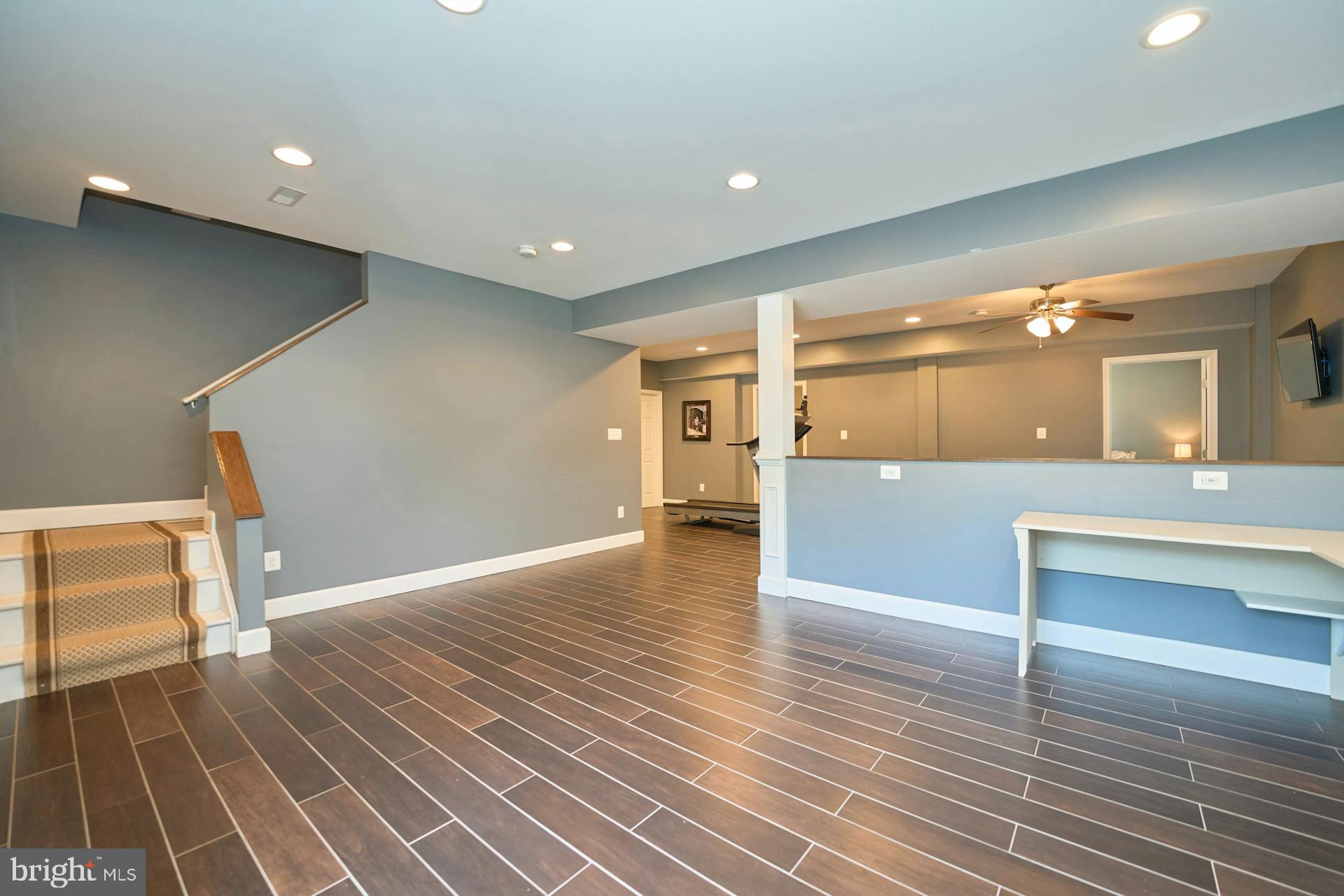 10869 Mayfield Trace Pl