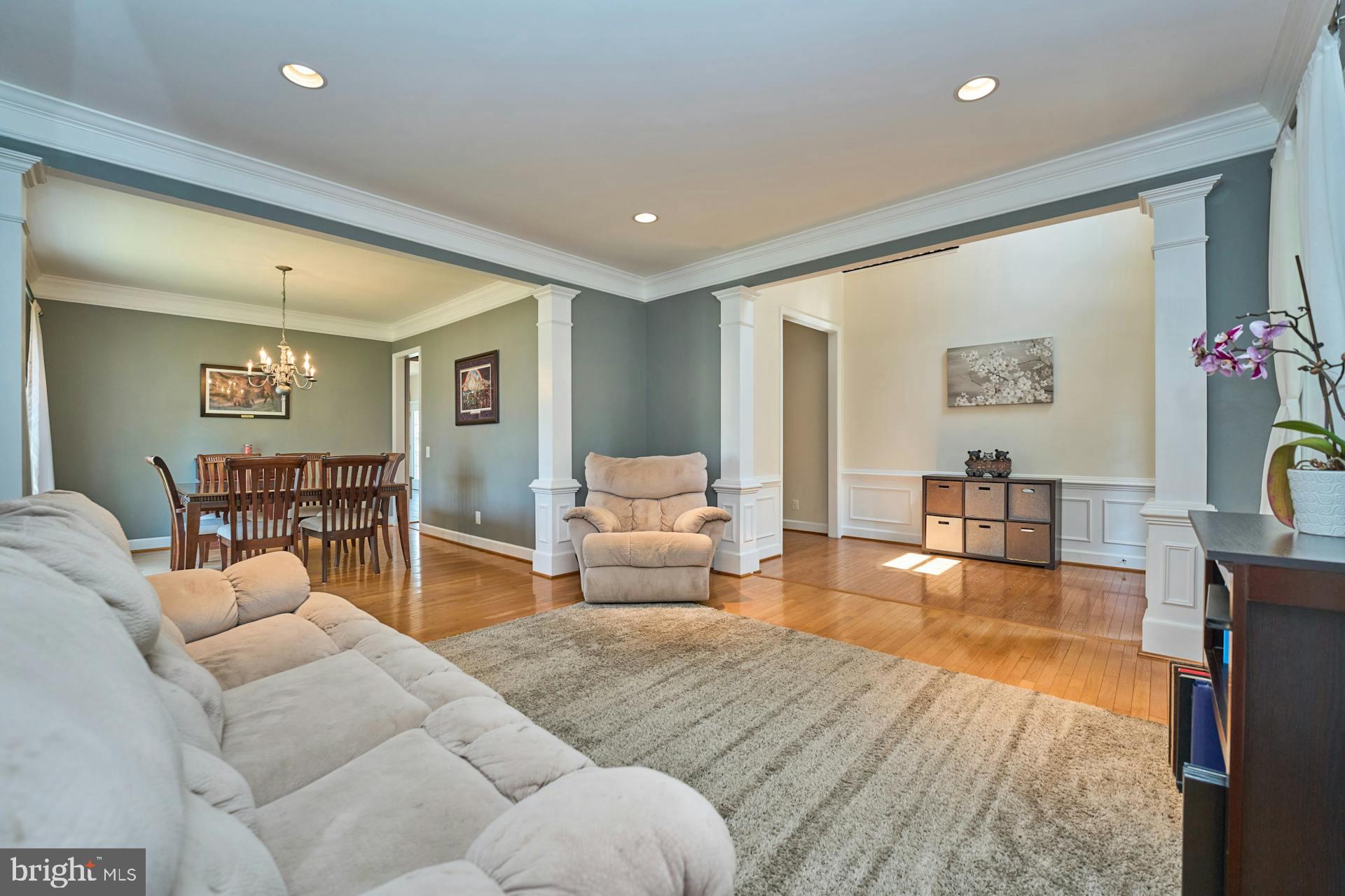 10869 Mayfield Trace Pl