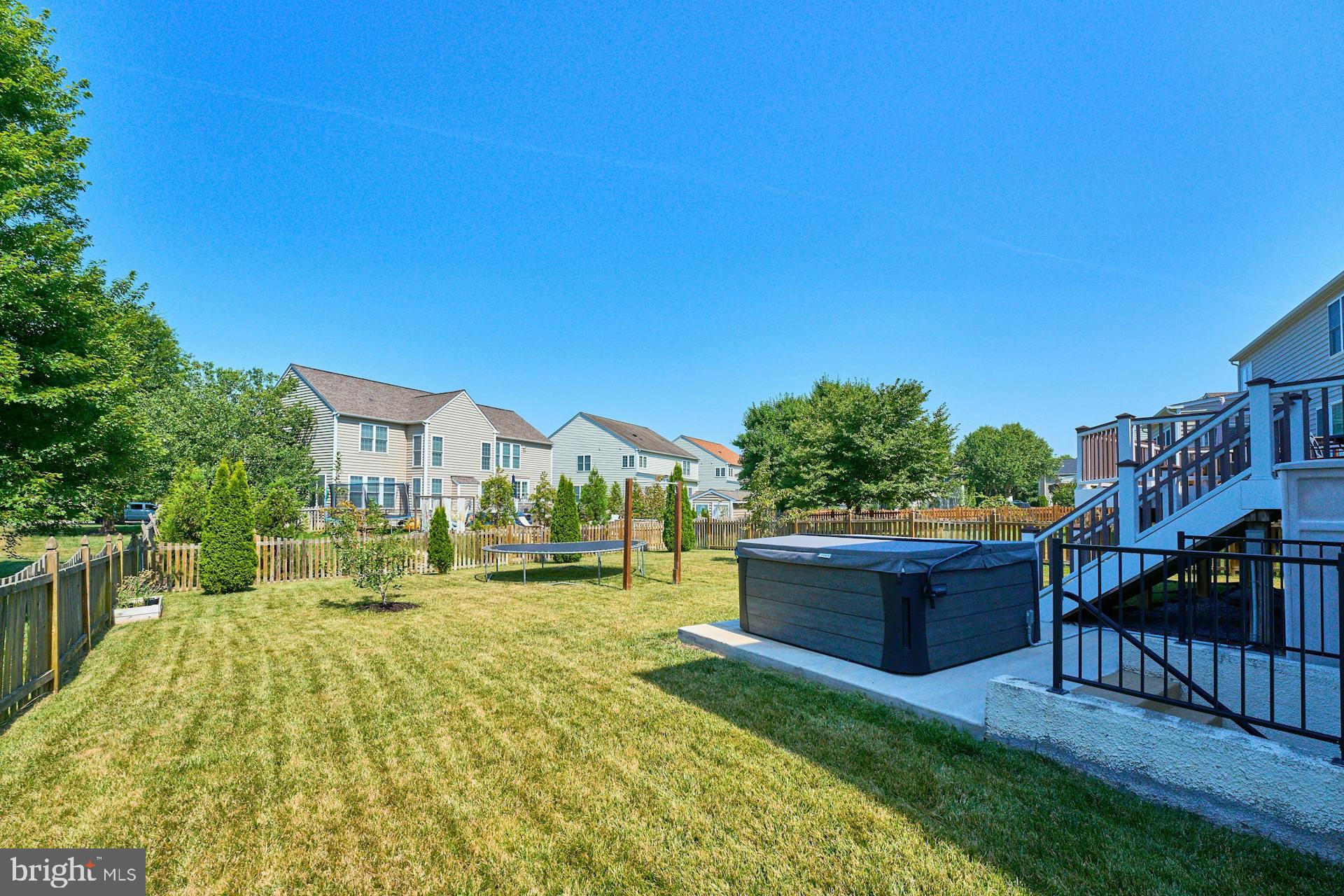 10869 Mayfield Trace Pl