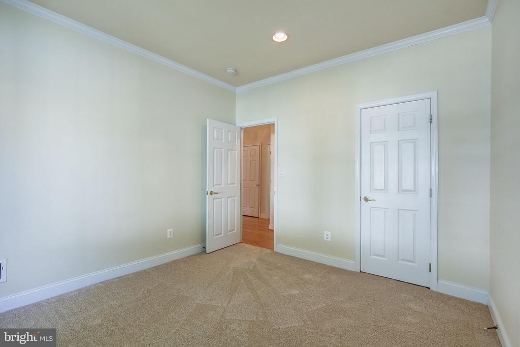 13340 Fieldstone Way