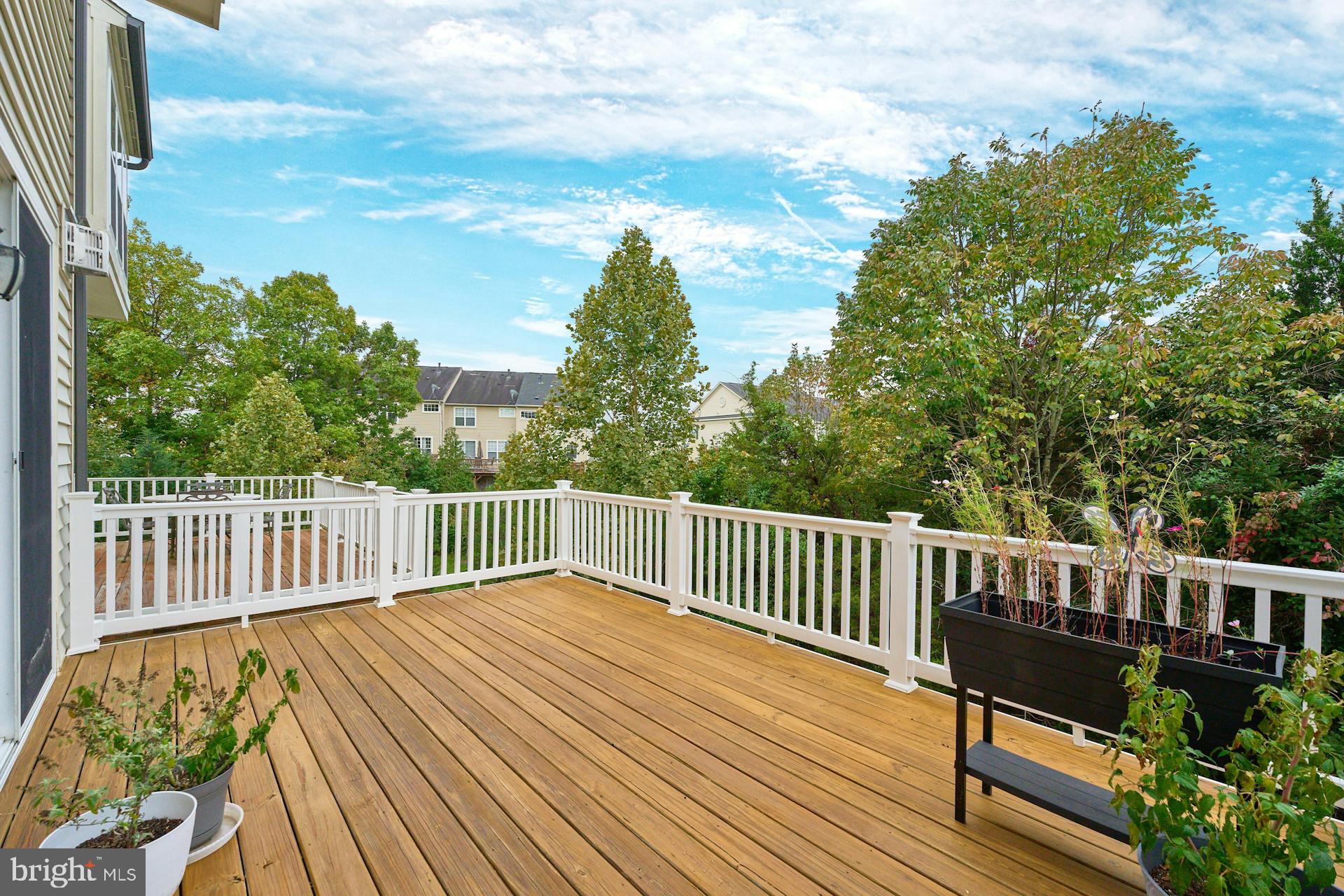 11963 Mirror Lake Ln