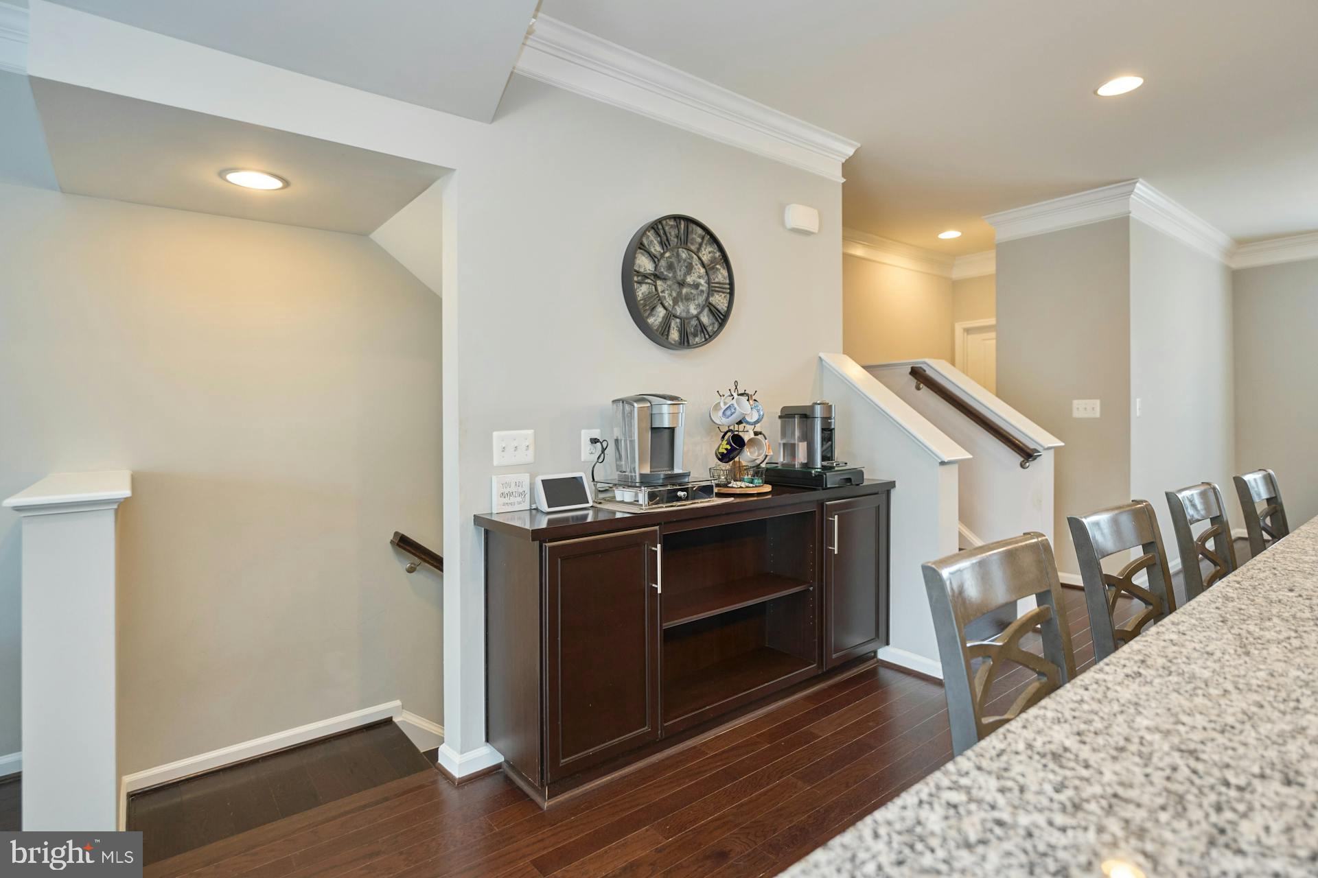 11963 Mirror Lake Ln