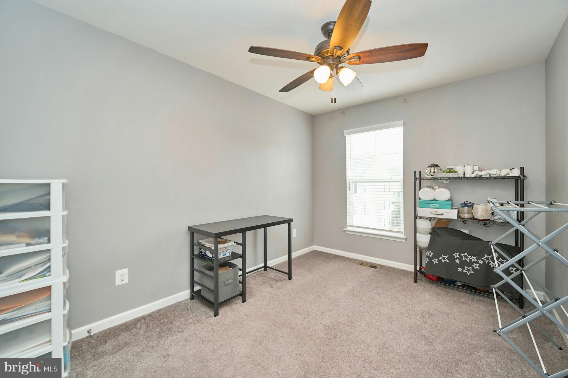 11963 Mirror Lake Ln