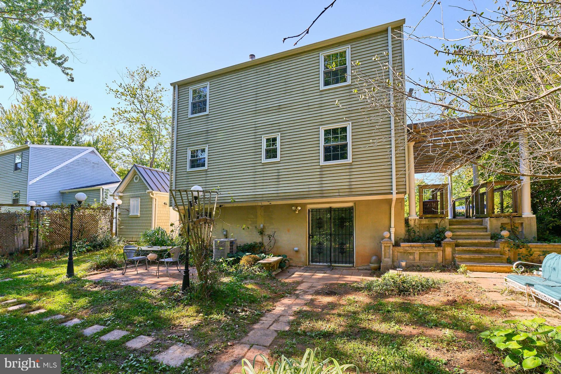 14513 Silverdale Dr