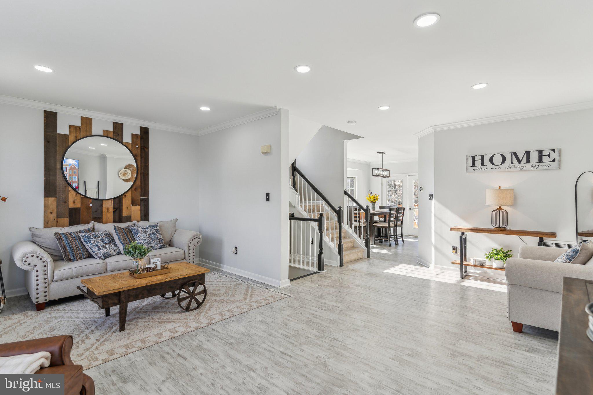 8836 Howland Pl