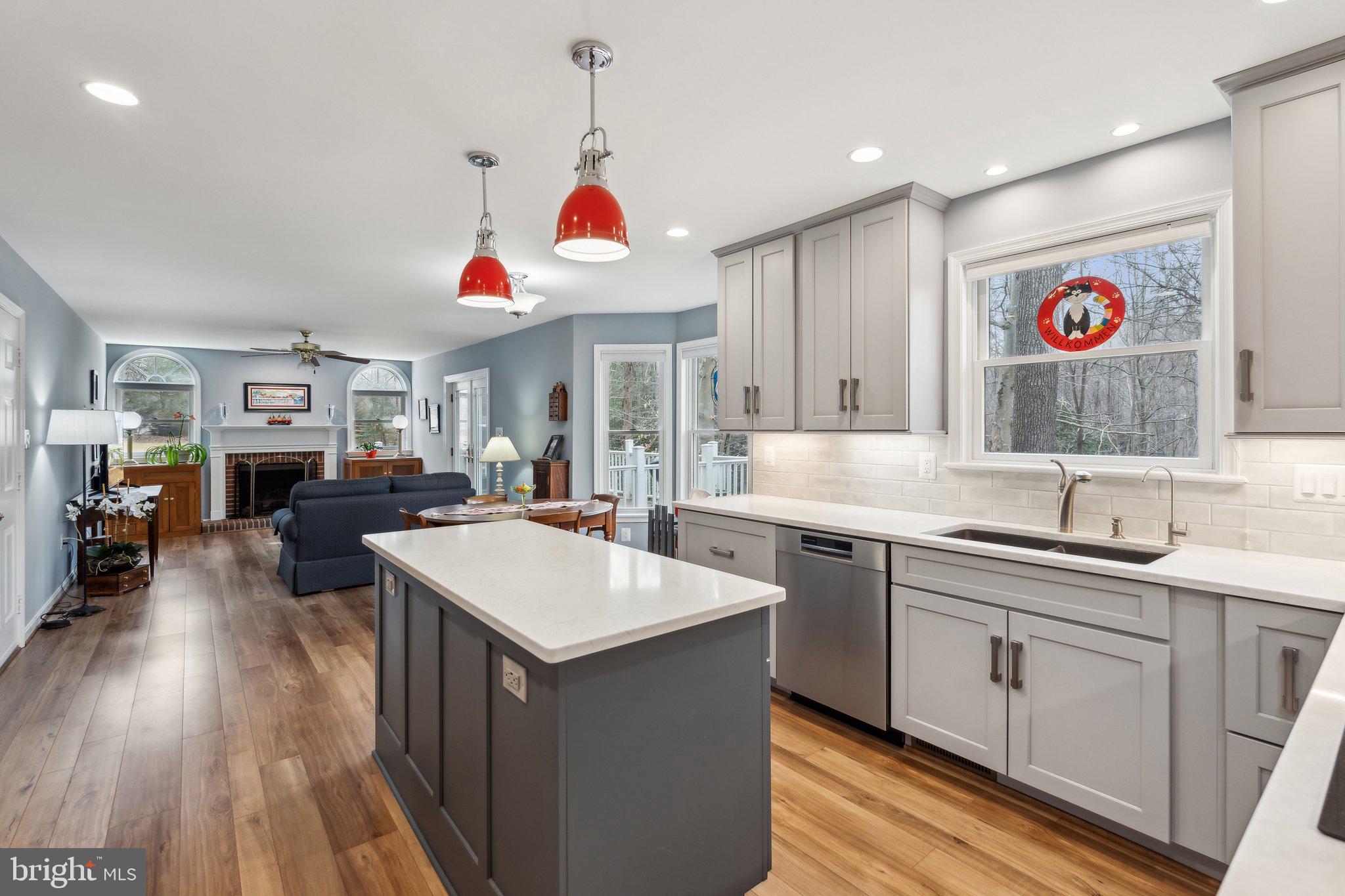 12250 Rustic Wood Ct