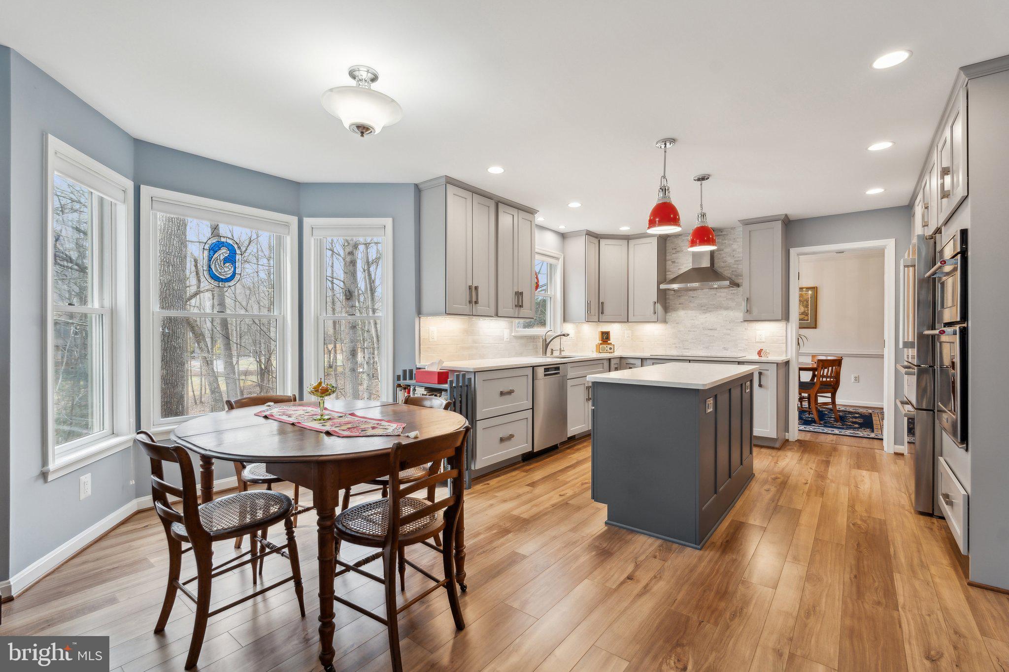 12250 Rustic Wood Ct