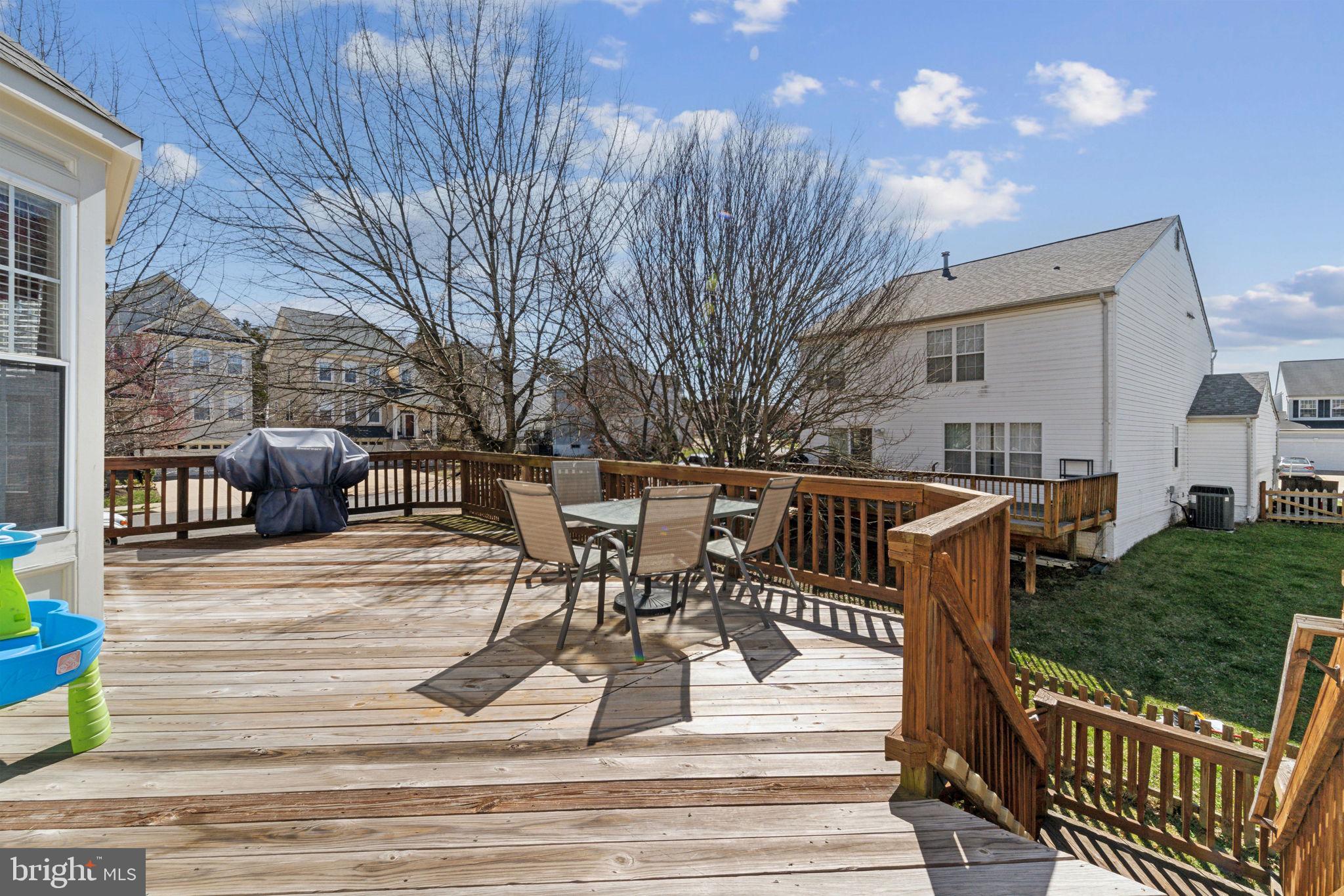 8640 Webster Tavern Way