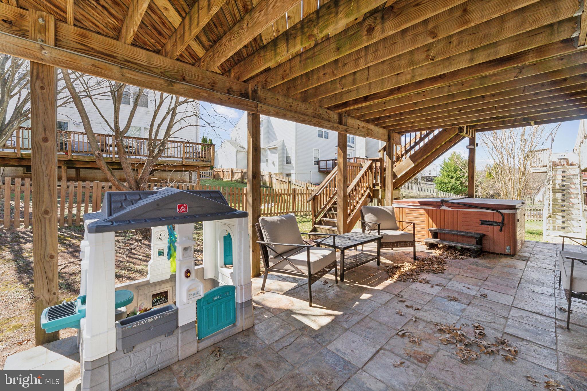 8640 Webster Tavern Way