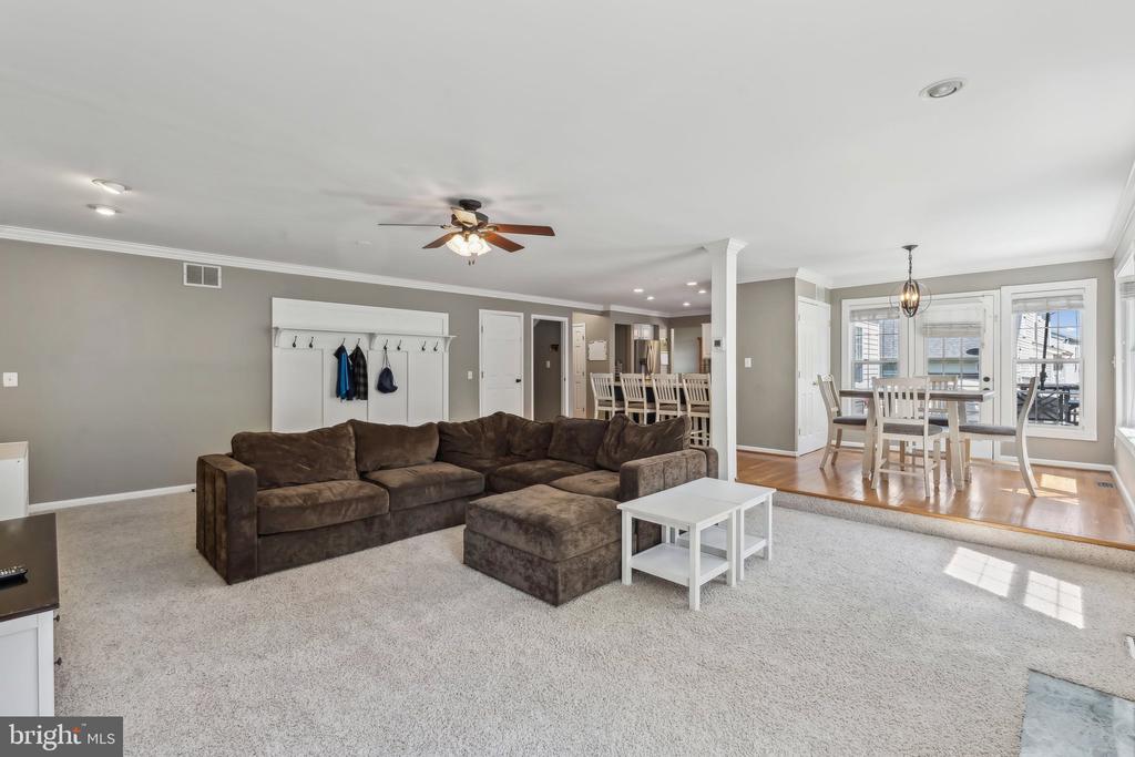 3873 Wertz Dr