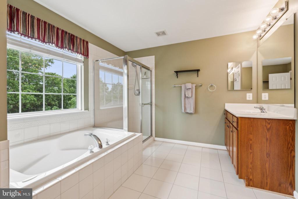 12149 Jennell Dr