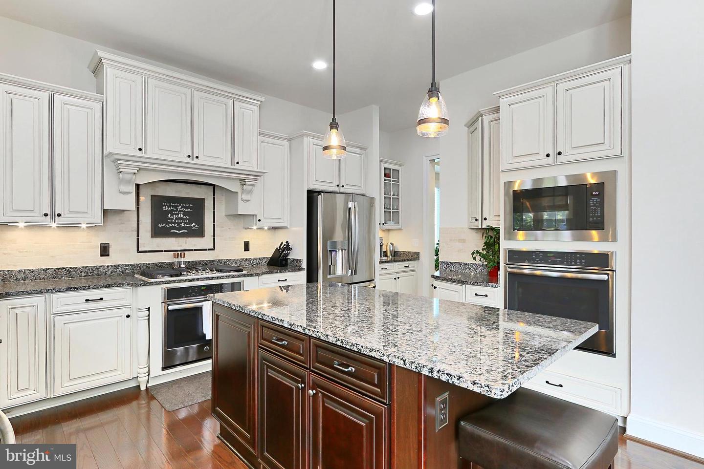 7901 Lukes Lodge Pl