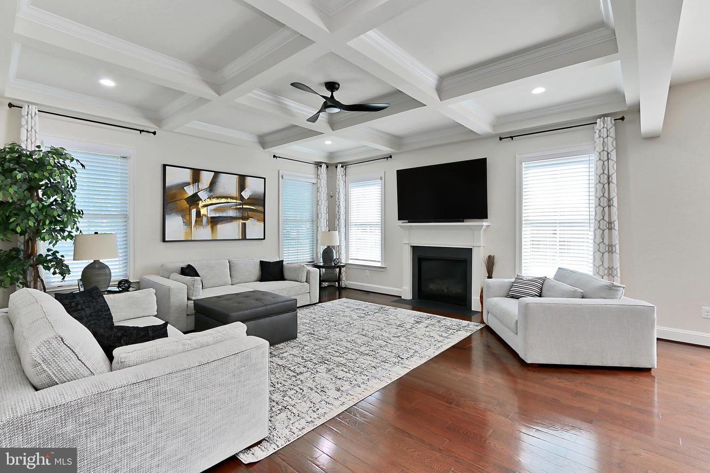 7901 Lukes Lodge Pl