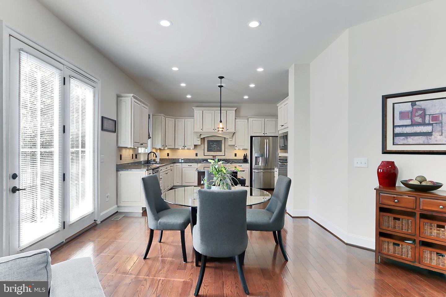 7901 Lukes Lodge Pl