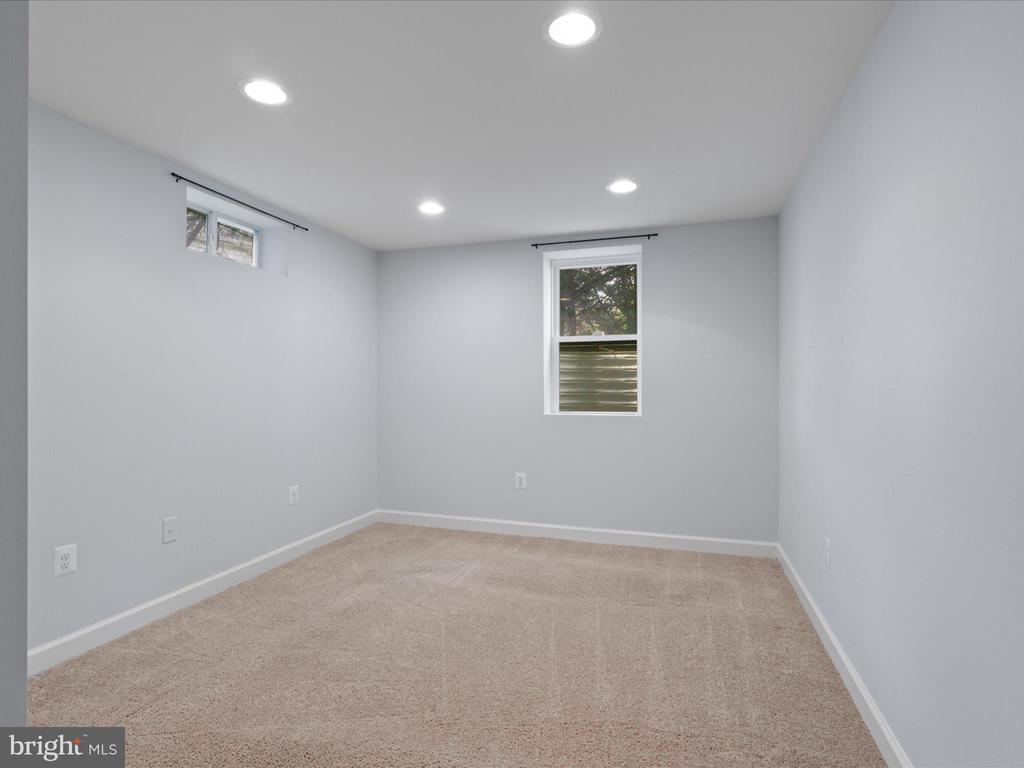 14008 GARROW COURT