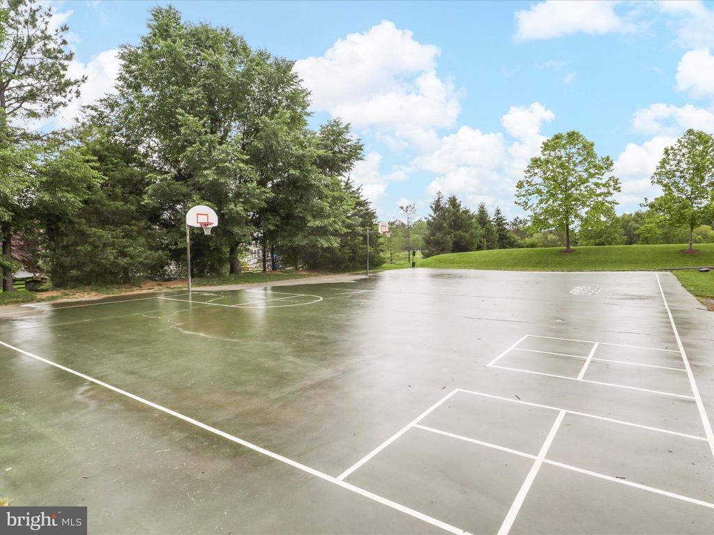 14008 GARROW COURT
