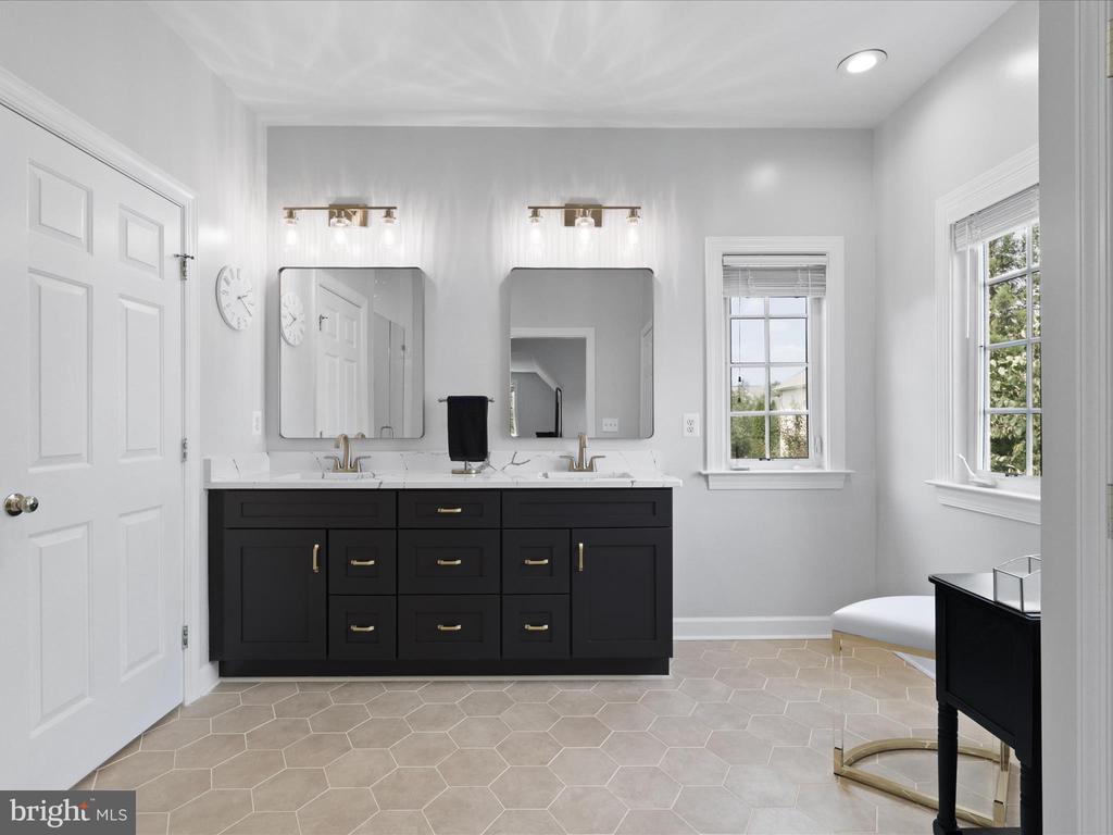 14008 GARROW COURT