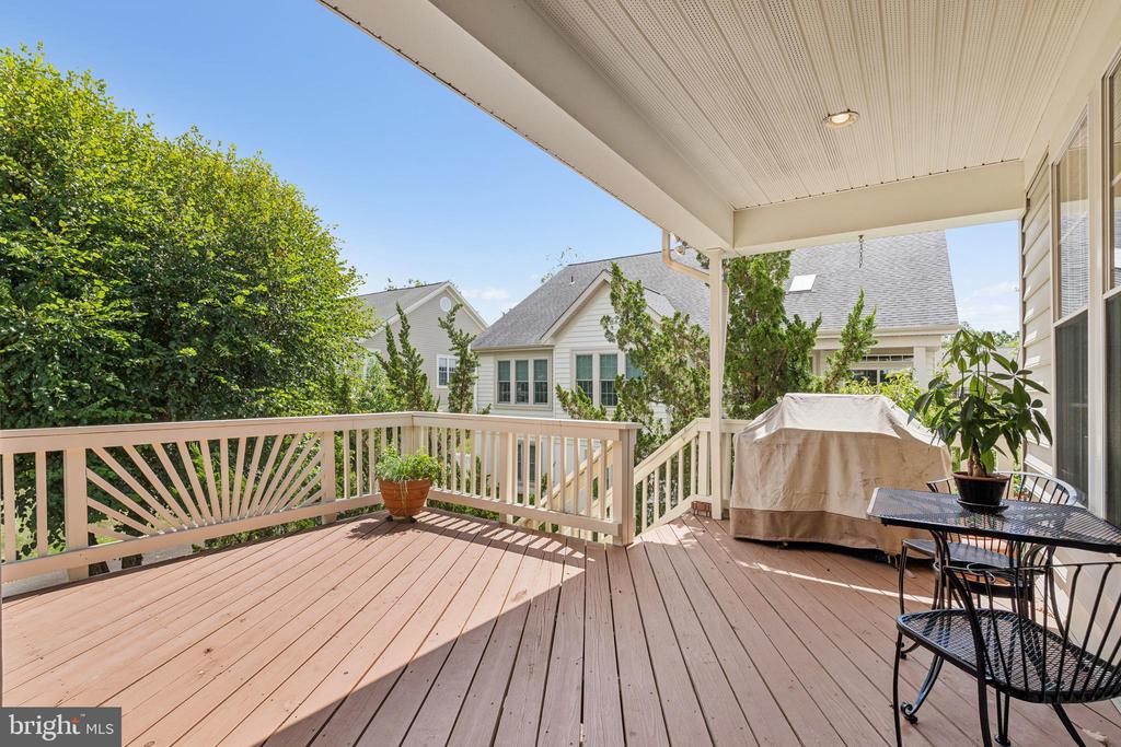 6249 CLAY HILL COURT