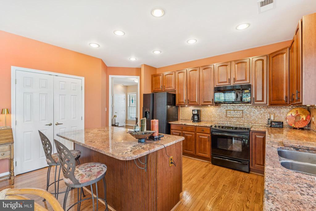 6249 CLAY HILL COURT
